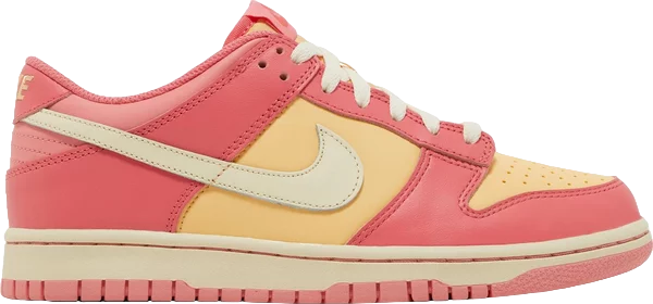 Nike Dunk Low  Strawberry Peach 